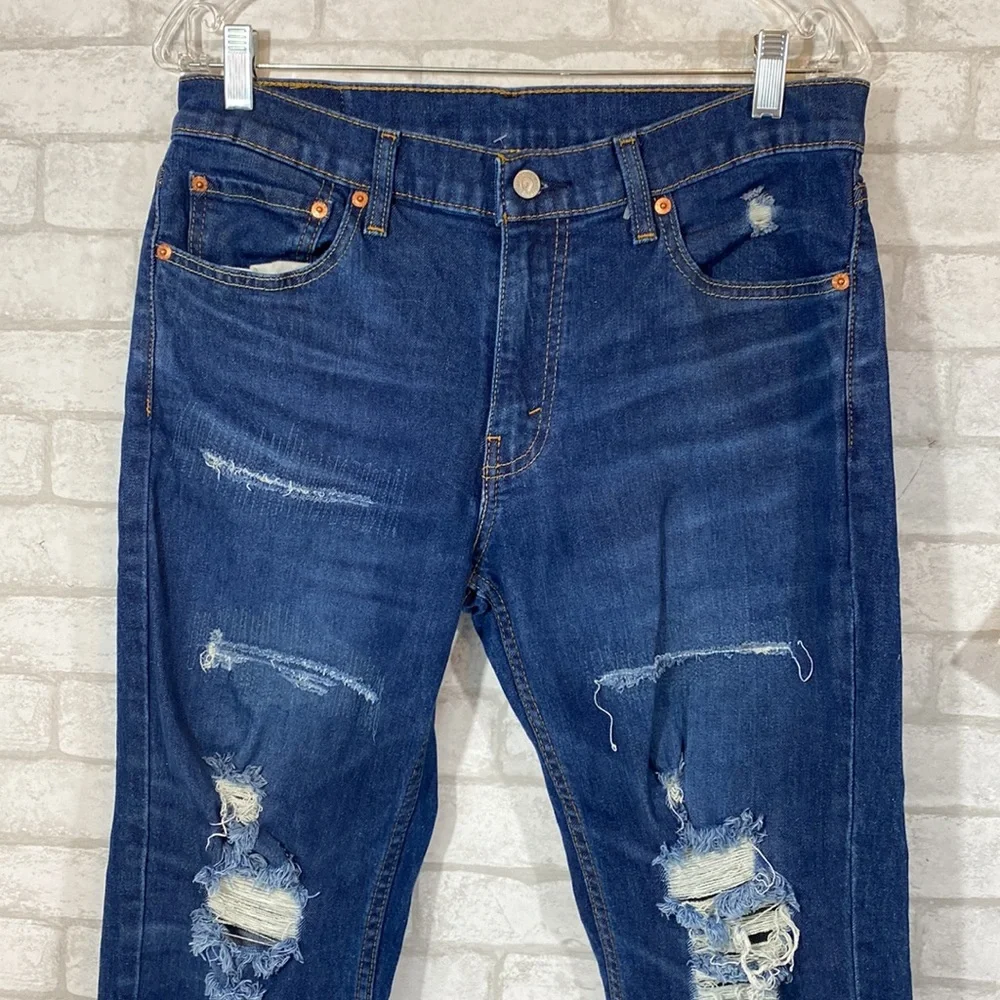 Levi’s 511 distressed jeans size 33x32